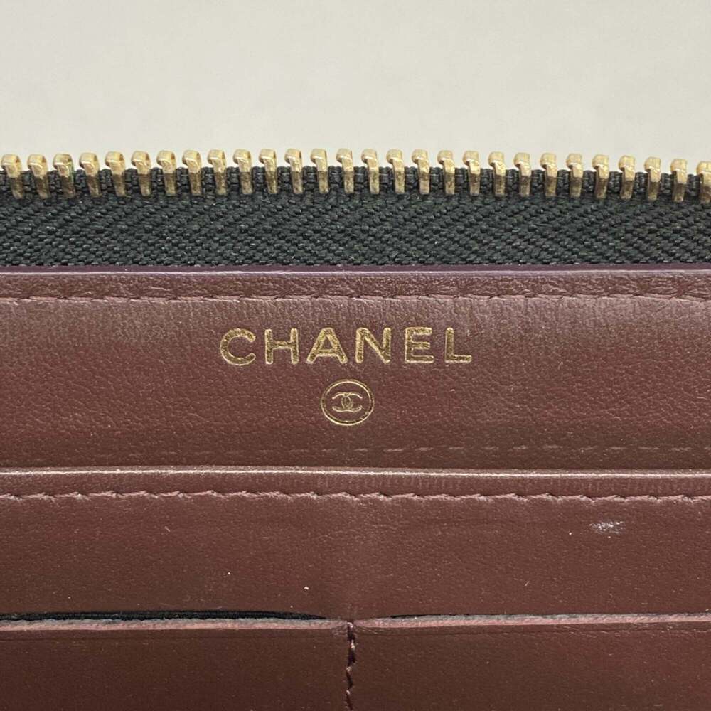 CHANEL Black Caviar Leather Wallet - Picture 4 of 8
